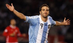 九游娱乐首页-北欧坚韧与赛道狂飙，当挪威足球的加时奇迹遇见恩佐的F1终极接管