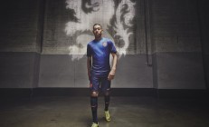 九游娱乐首页-季后赛抢七之夜，伊萨克关键回合不手软