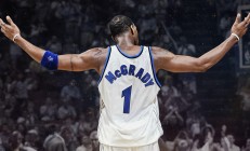 九游官网-范弗利特如手术刀般肢解灰熊，尼克斯轻取胜利背后的战术革命