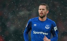 九游APP-梅西关键一击破铁壁，尤文封锁战术难阻那不勒斯登顶