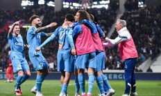 九游娱乐官方网站-包含美因茨队力克对手，引领胜利潮流的词条