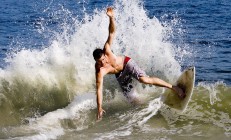 九游娱乐app下载-辛纳关键制胜，ATP总决赛何以完胜拉沃尔杯？传统、纯粹与未来的网球对话