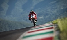 九游体育平台-从太阳压哨绝杀到文班亚马时代，篮球世界的时间折叠