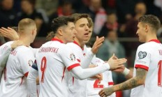 九游游戏-荷兰苦战乌克兰，欧洲杯强强对话引发热议的简单介绍