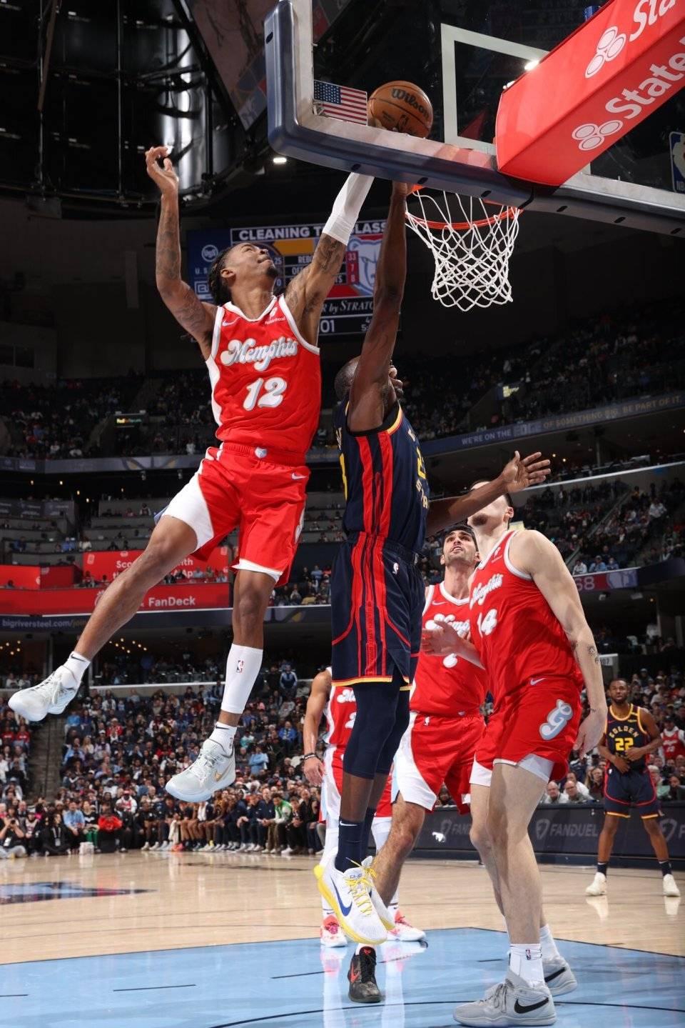 灰熊主场险胜热火,实现逆转 灰熊主场险胜热火,实现逆转