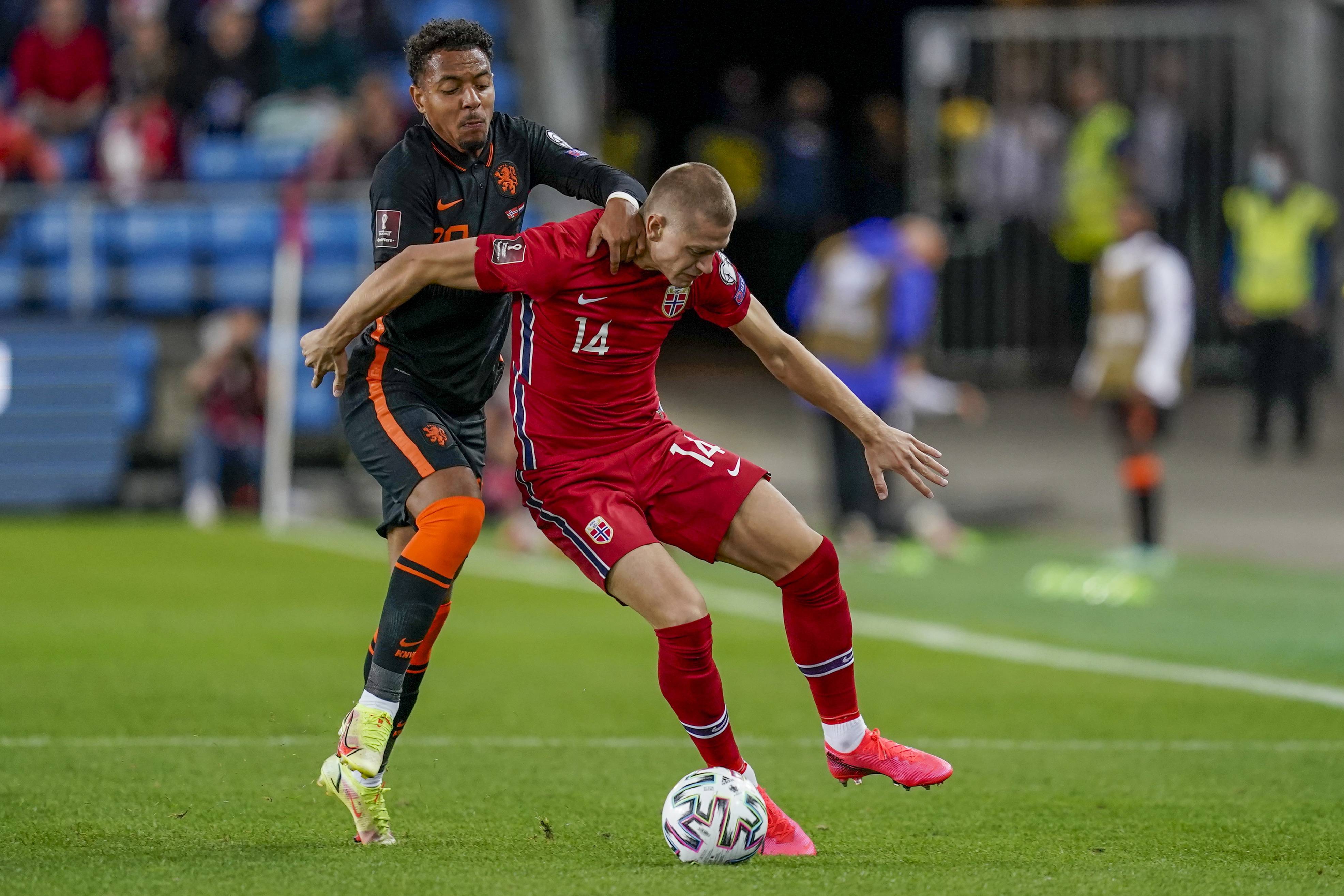 包含精彩激烈！欧洲顶级足球比赛掀起狂潮的词条