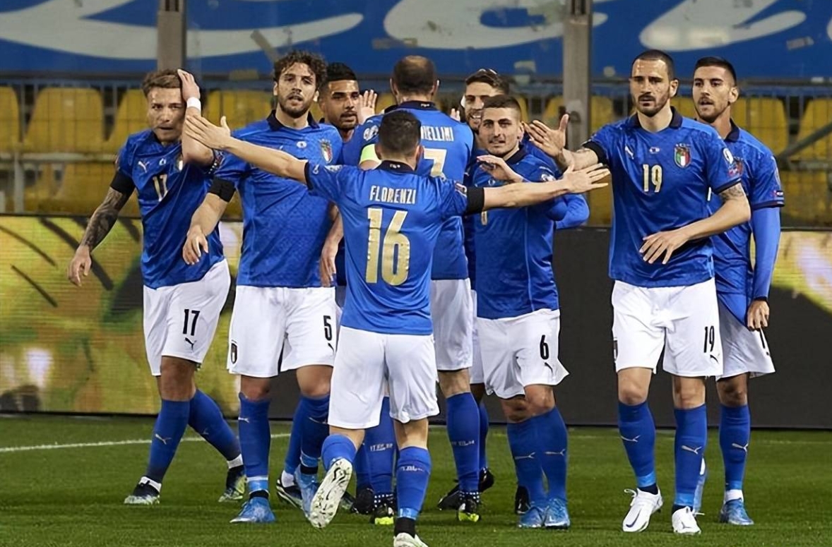 荷兰苦战乌克兰,欧洲杯强强对话引发热议的简单介绍 荷兰苦战乌克兰,欧洲杯强强对话引发热议的简单介绍