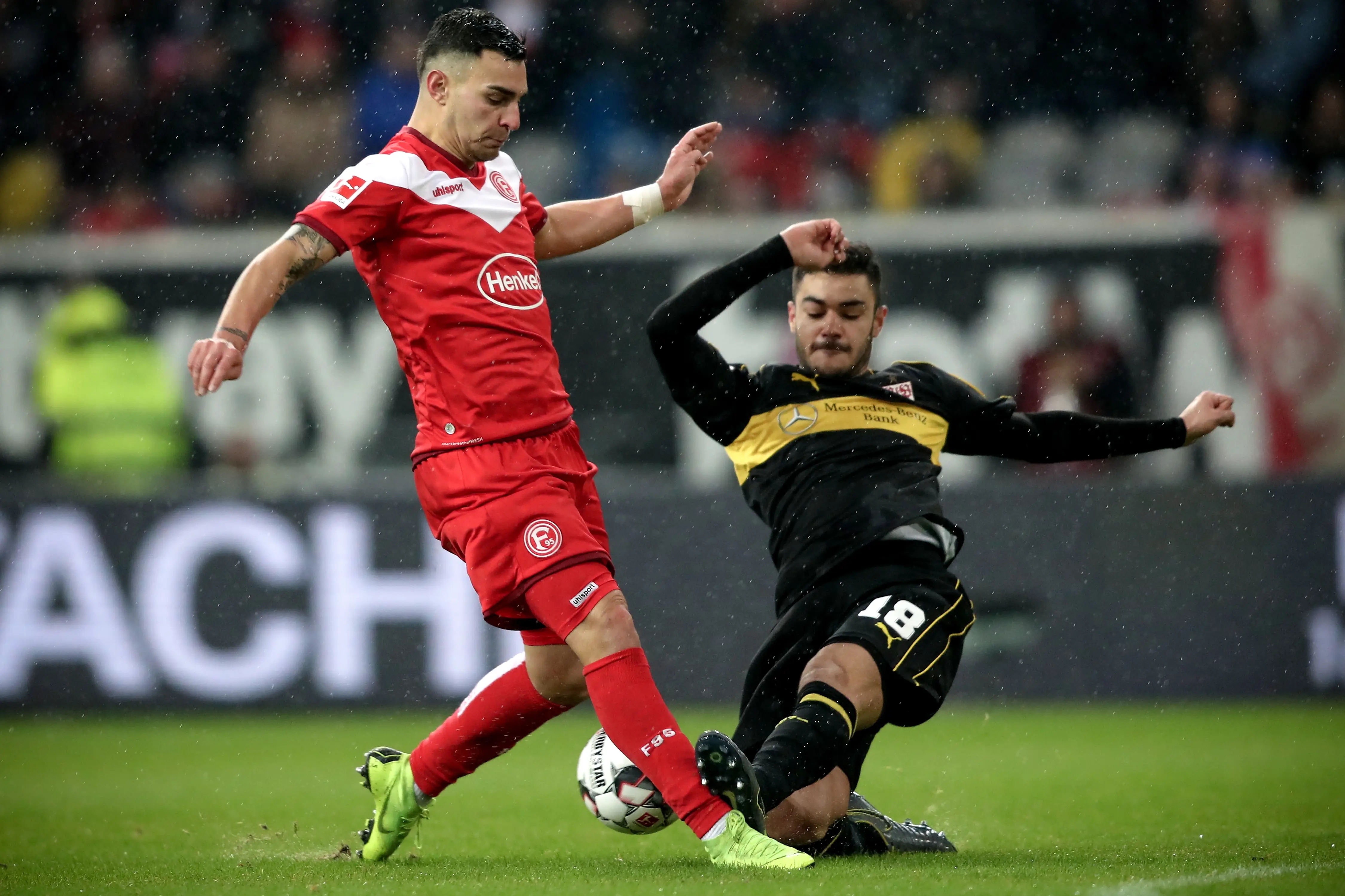 关于法兰克福险胜柏林联合,取得关键胜利的信息 关于法兰克福险胜柏林联合,取得关键胜利的信息