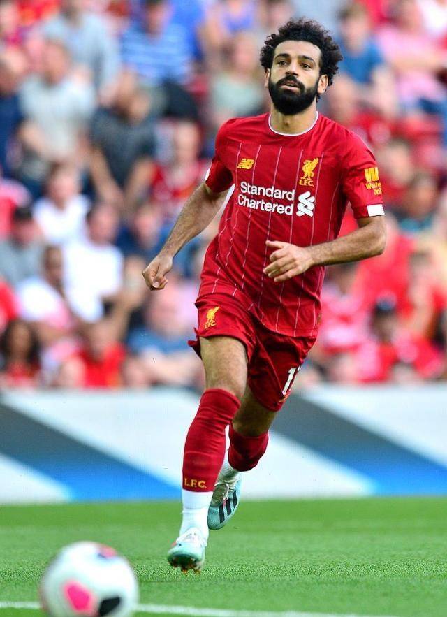 包含布莱顿客场战平伯恩利，难分胜负的词条