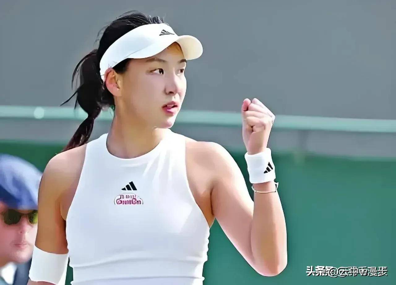 包含国内女足赛场新星崭露头角,未来可期的词条 包含国内女足赛场新星崭露头角,未来可期的词条