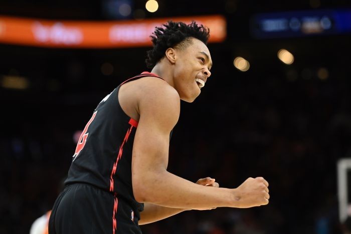 猛龙队联手新教练备战季后赛,迎接挑战 猛龙队联手新教练备战季后赛,迎接挑战