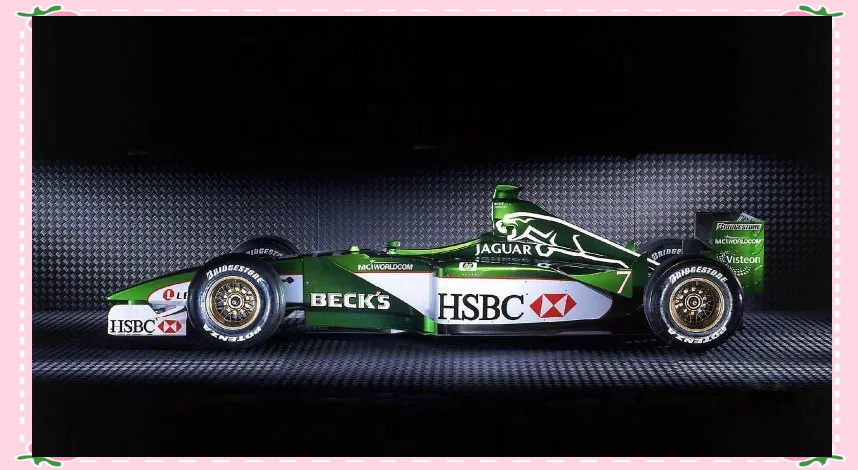 关于阿斯顿马丁翻盘梅赛德斯，周冠宇高光表现的信息