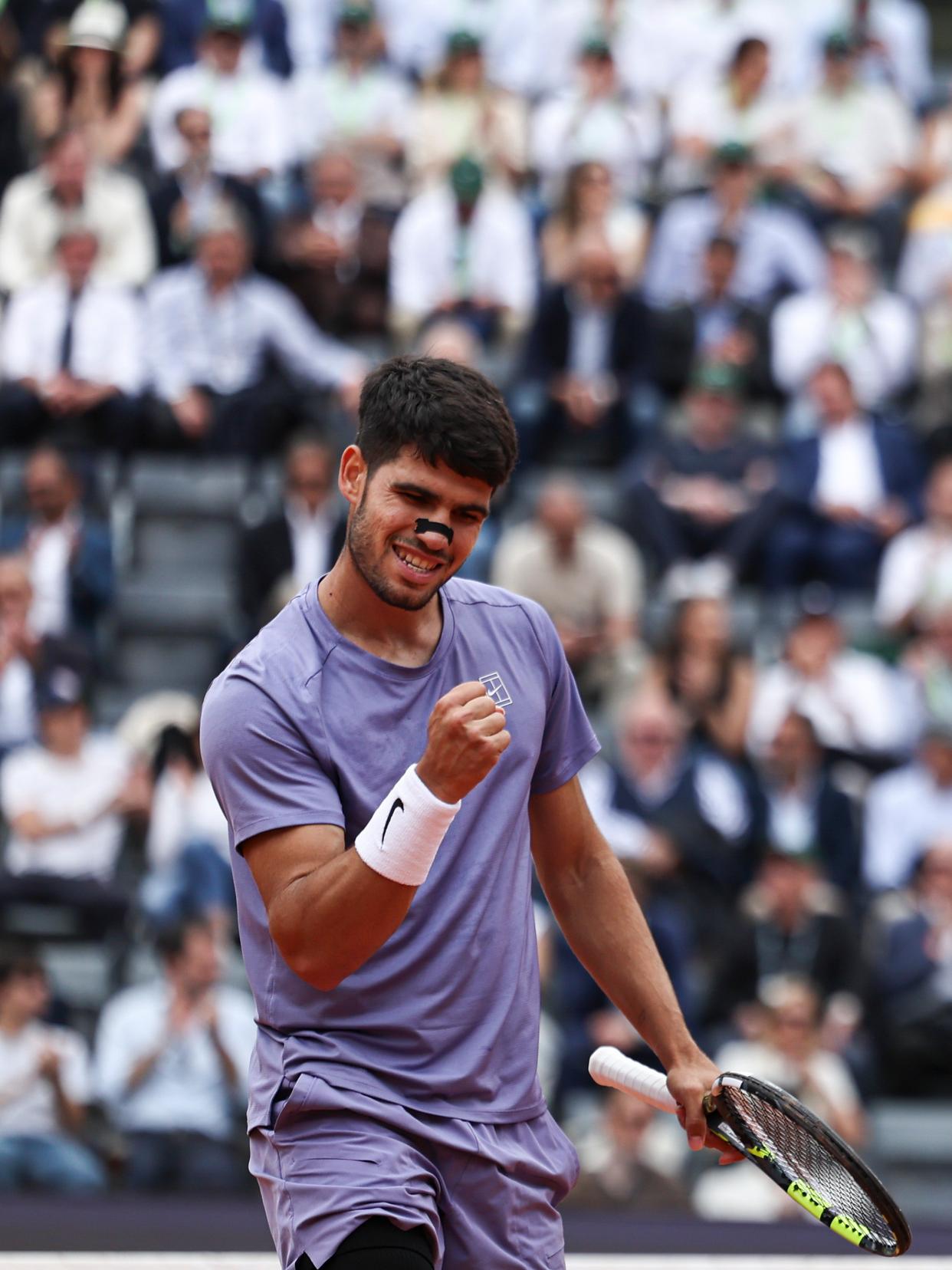 拉沃尔杯逆转ATP总决赛,阿尔卡拉斯点燃赛场的简单介绍 拉沃尔杯逆转ATP总决赛,阿尔卡拉斯点燃赛场的简单介绍