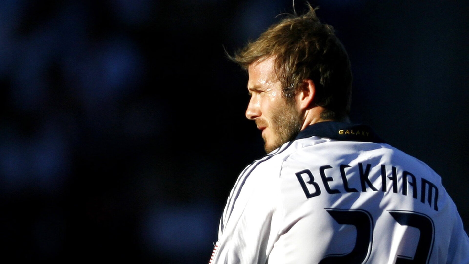 德甲争冠白热化,火箭升空斩湖人—体育世界的冰与火之歌